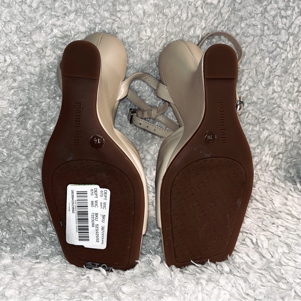 Gianni Bini Wedge Sandals - Picture 7 of 7